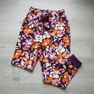Sweaterstof Bright flowers design purple ochre