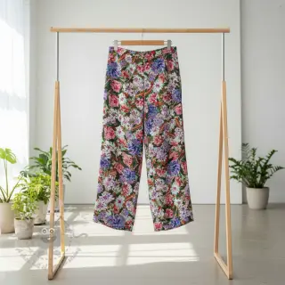 Viscose SATIN Old fashion flowers digital print