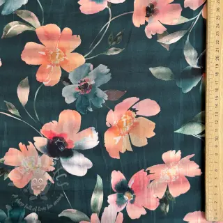 Katoenen stof SATIN Penny flower petrol digital print