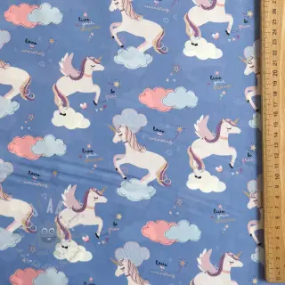 Katoenen stof Unicorns love blue