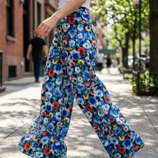 Viscose RADIANCE Flower design En digital print