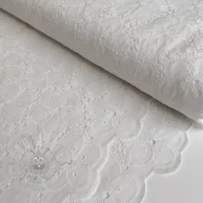 Katoenen stof EMBROIDERY 2 side Camelia
