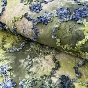 Bavlnená látka TIE DYE EMBROIDERY Eva tape design A