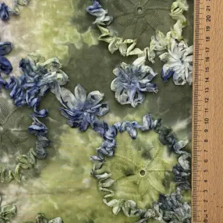 Bavlnená látka TIE DYE EMBROIDERY Eva tape design A