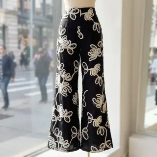 Bavlnená látka EMBROIDERY Loom En Light black