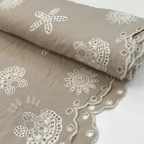 Katoenen stof EMBROIDERY Sea ornaments natural