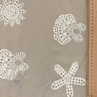 Katoenen stof EMBROIDERY Sea ornaments natural