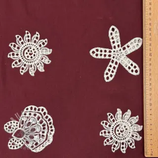 Katoenen stof EMBROIDERY Sea ornaments bordeaux