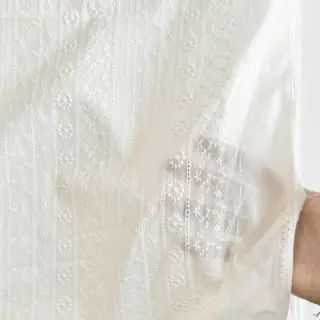 Bavlnená látka EMBROIDERY Pattern white