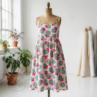 Dubbelgaas/mousseline Flowers green by JENNIFER BOURON ORGANIC