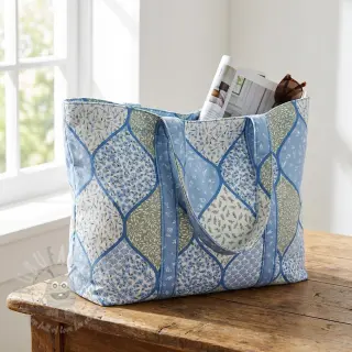 Katoenen stof Flowers patchwork baby blue