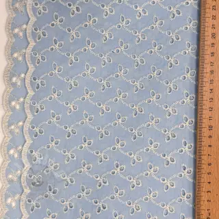 Katoenen stof EMBROIDERY Rosemary light blue