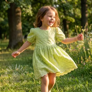Katoenen stof EMBROIDERY Rosemary lime