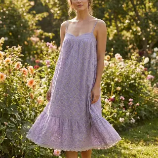 Katoenen stof EMBROIDERY Rosemary lilac