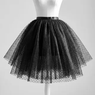 Tyl na TUTU DOTS black