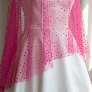 Tyl na TUTU DOTS fuchsia