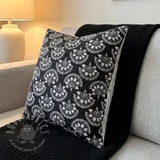 Katoenen stof VOILE STEPPED Bouquet flowers balck digital print