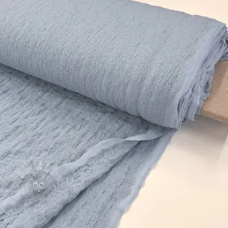 Katoenen stof SMOGGED EMBROIDERY baby blue