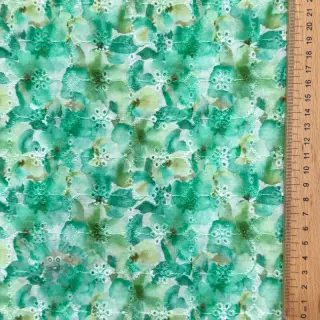 Katoenen stof EMBROIDERY Viola green digital print