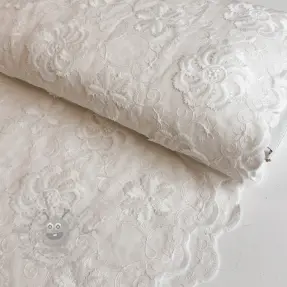 Katoenen stof EMBROIDERY Catchy Flowy white