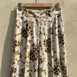 Viskóza TWILL Structured Panther design B