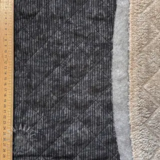 Ribfluweel QUILT black