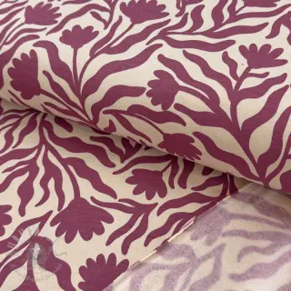 Geruwde sweaterstof Flowers burgundy SIMPLY NATURAL