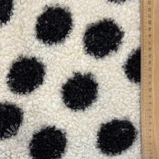 Mantelstof TEDDY Big dots black