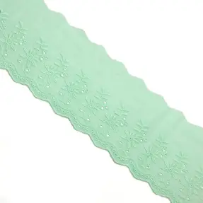Krajka Double flower light mint