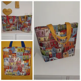 Decoratiestof GOBELIN PREMIUM Happy colourful village