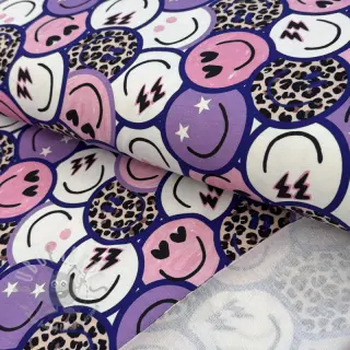Sweaterstof Happy faces purple digital print