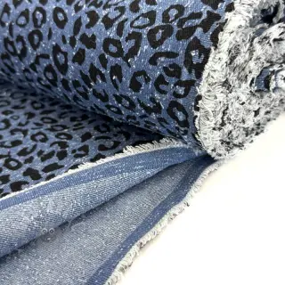 JEANS Punched Animal design En