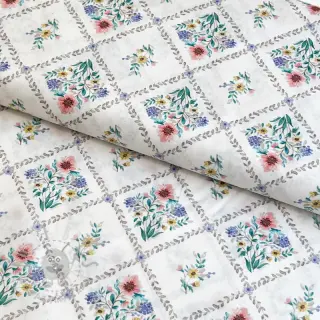 Katoenen stof Flowers Tara off white design En digital print