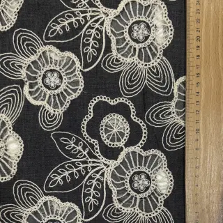 Bavlnená látka JEANS EMBROIDERY Niva design C